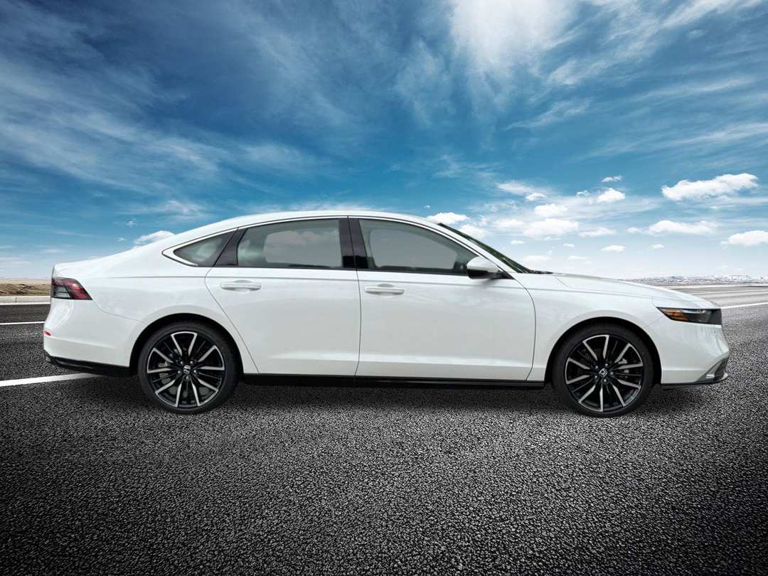 2026 Honda Accord Hybrid Touring - Image 2