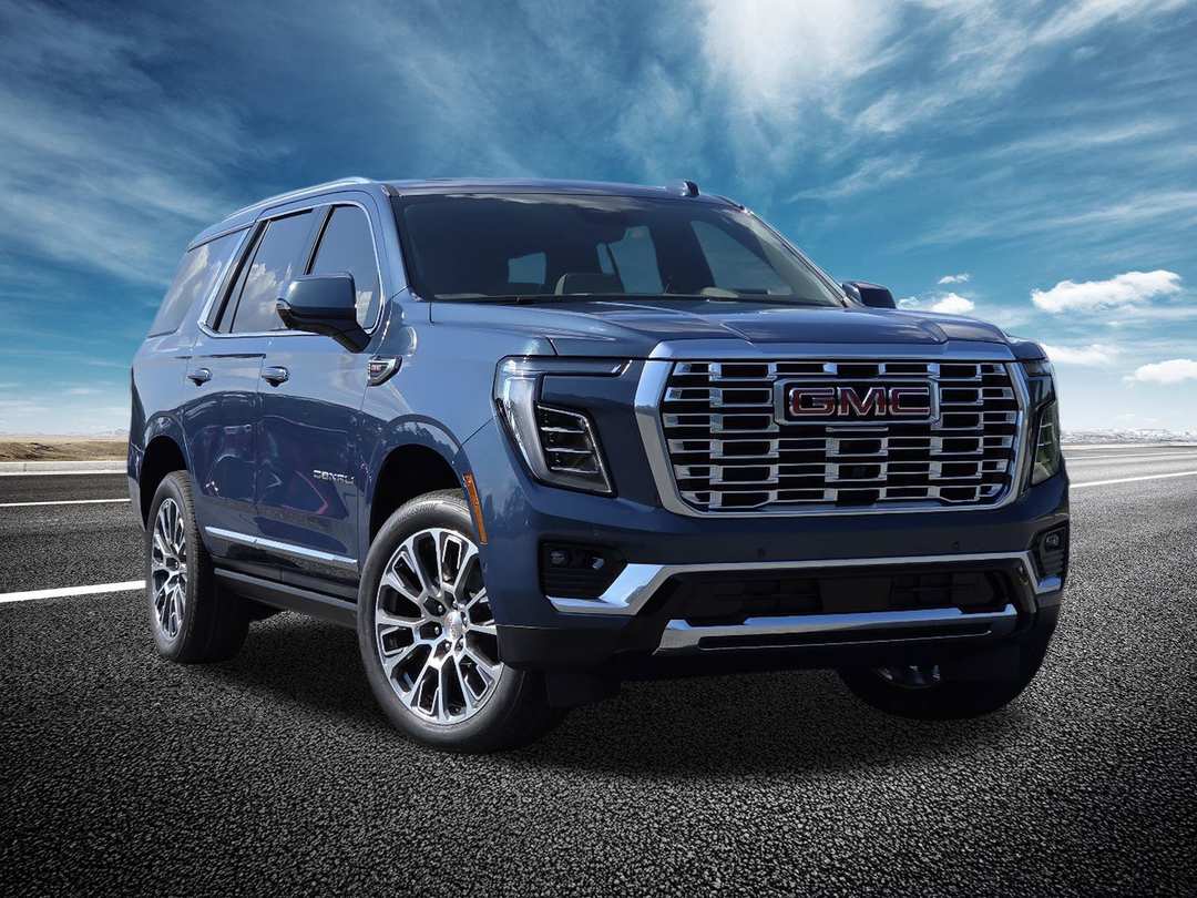 2026 GMC Yukon Denali - Image 2