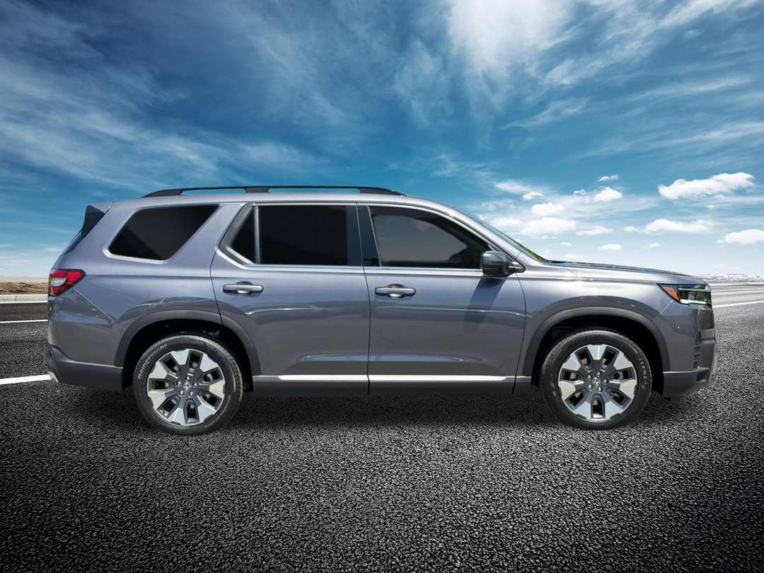 2026 Honda Pilot Touring - Image 2