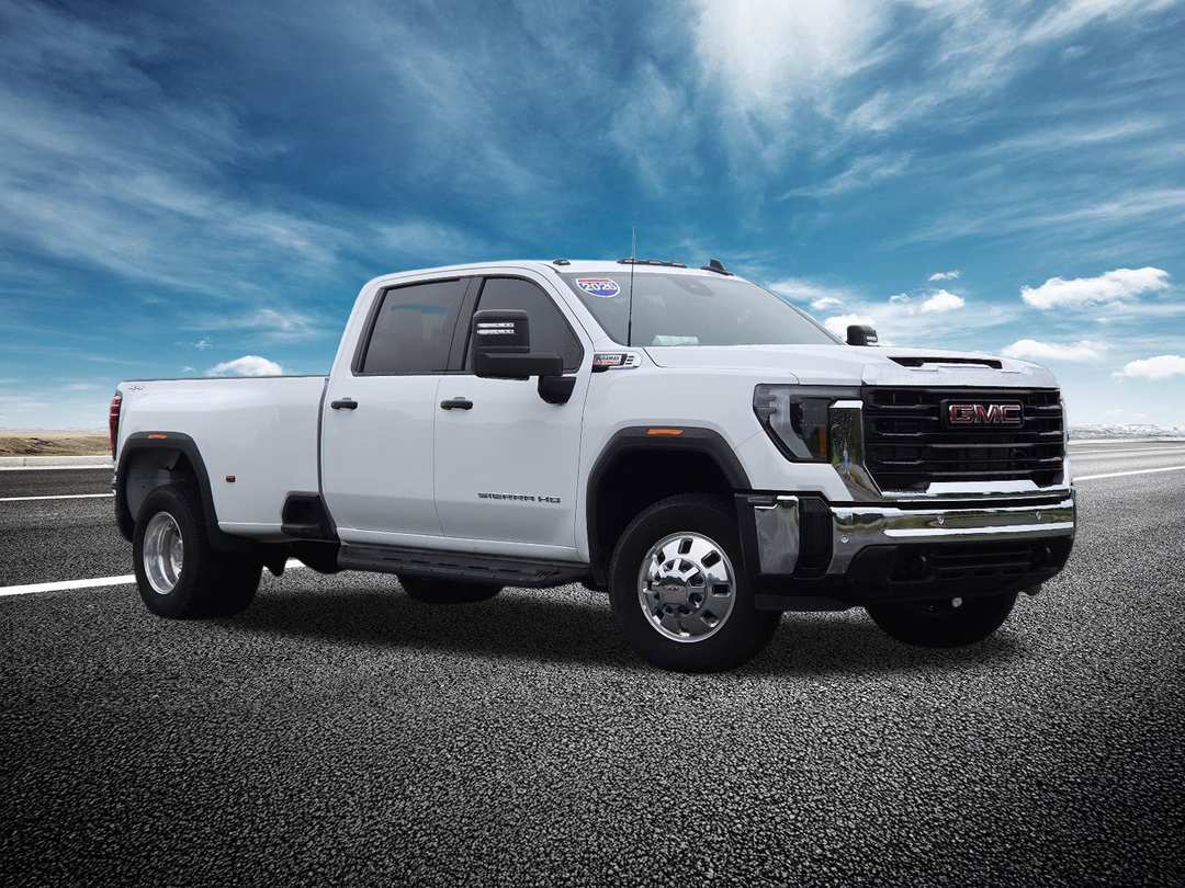 2026 GMC Sierra 3500 Hd Pro DRW - Image 2