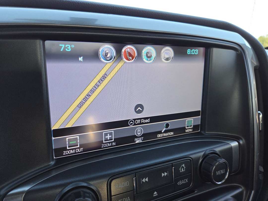 2017 Chevrolet Silverado 1500 LT - Image 3