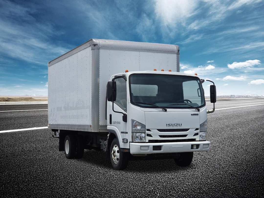 2018 Isuzu Npr - Image 2