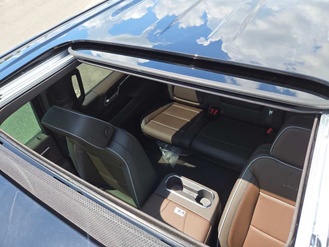 2026 GMC Sierra 1500 - Image 3