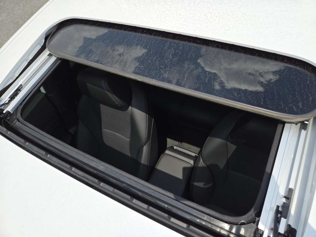 2026 Honda Accord Hybrid SportL - Image 3