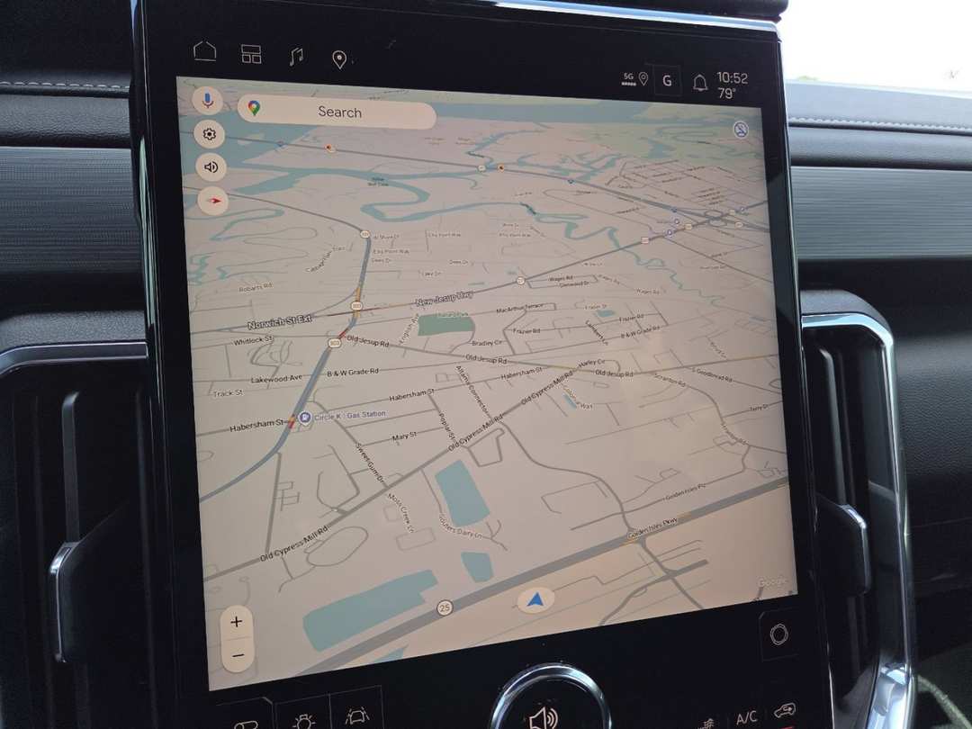 2026 GMC Acadia Elevation - Image 3