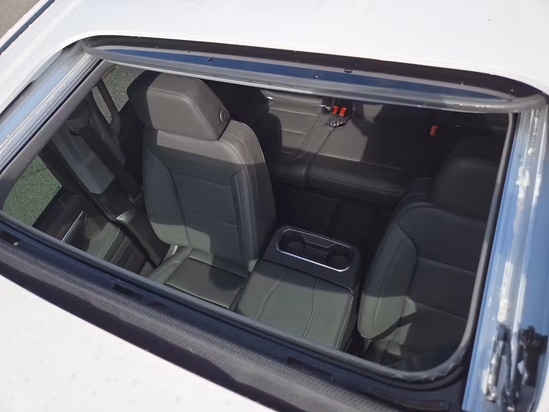 2026 GMC Sierra 1500 - Image 3