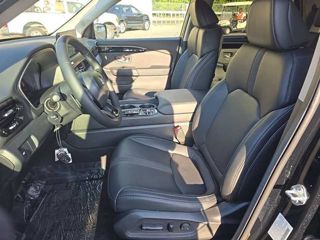 2026 Honda Pilot EXL - Image 2