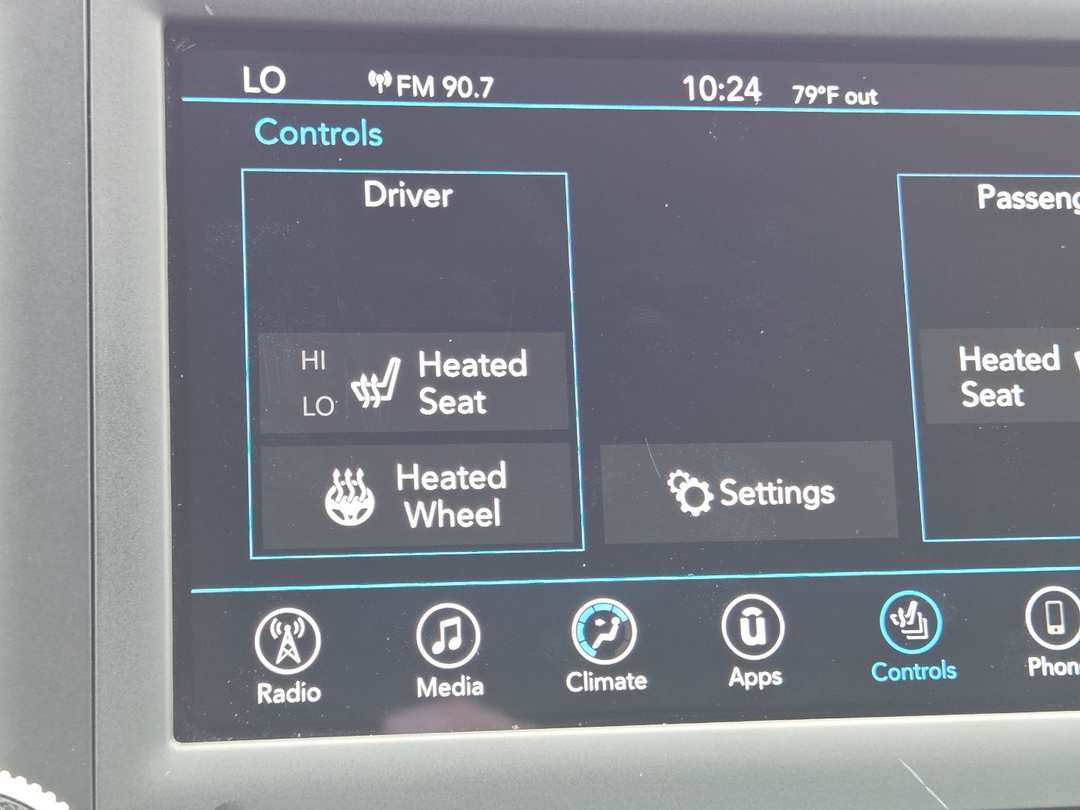 2020 Chrysler Pacifica Touring L 35th Anniversary - Image 3