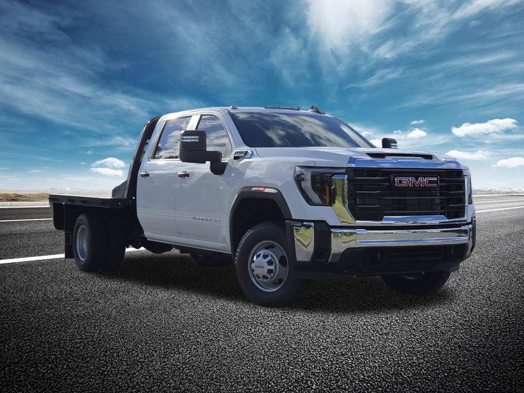 2025 GMC Sierra 3500 Hd Pro - Image 2