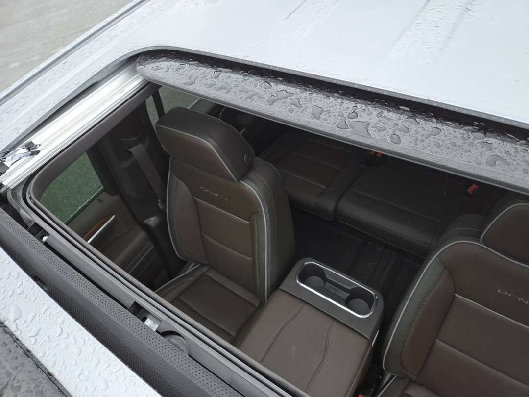 2026 GMC Sierra 2500Hd Crew 159 Denali - Image 3
