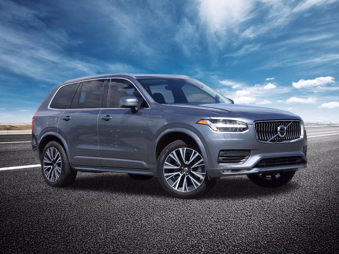 2020 Volvo Xc90 Momentum - Image 2