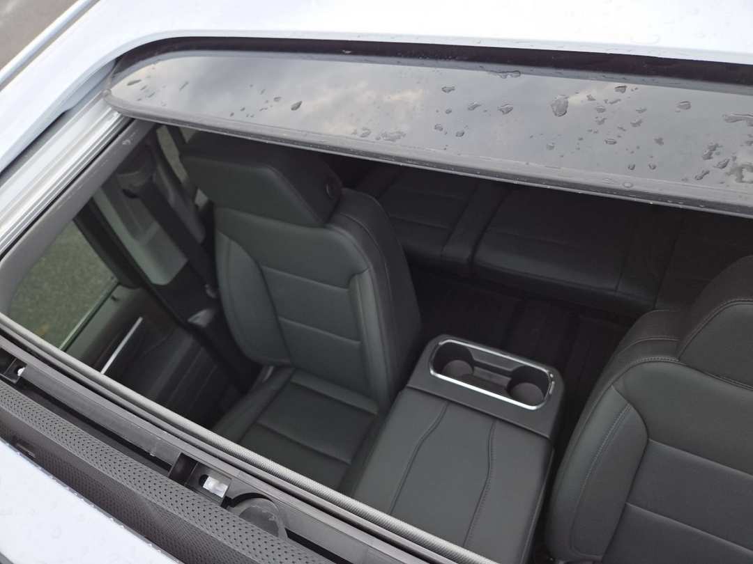 2026 GMC Sierra 2500Hd Crew 159 SLT - Image 3
