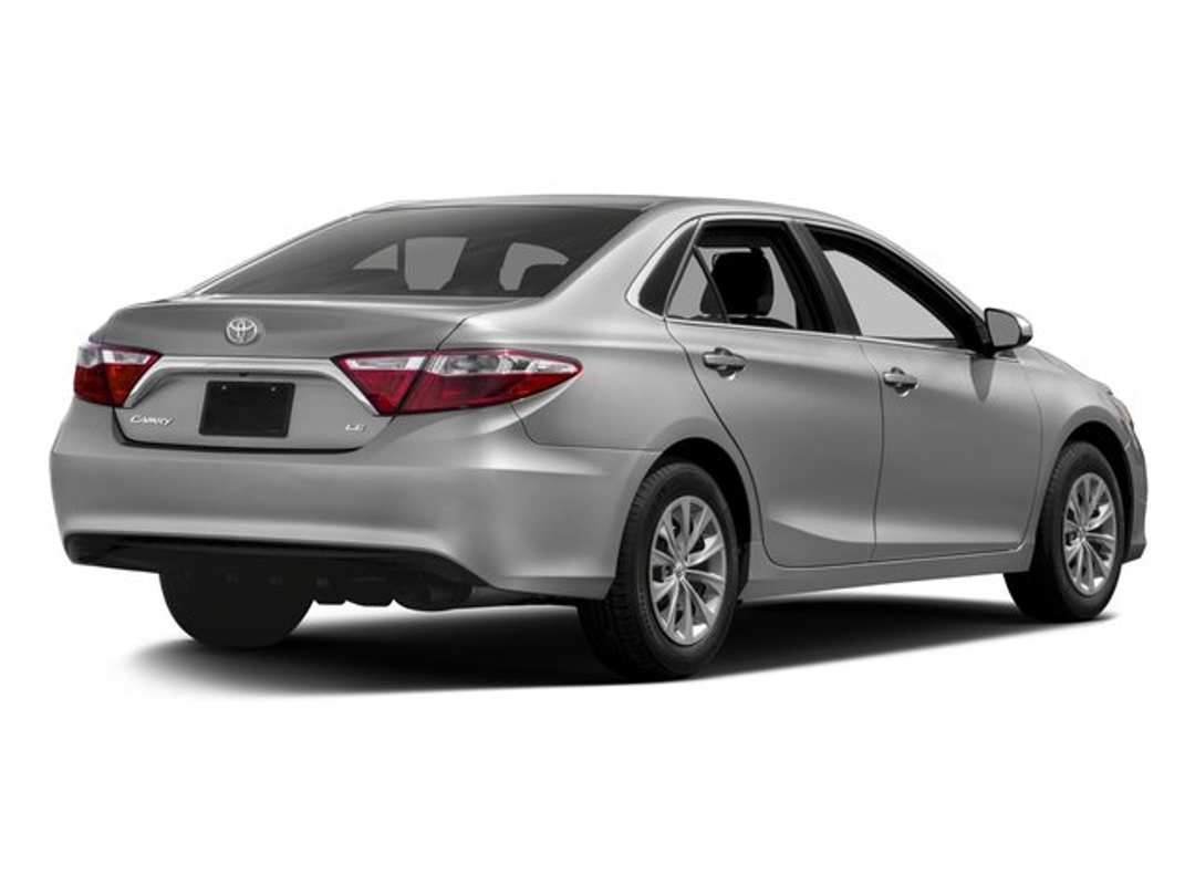 2017 Toyota Camry - Image 2