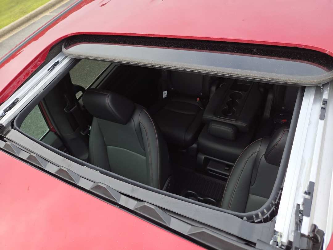 2026 Honda Odyssey SportL - Image 3