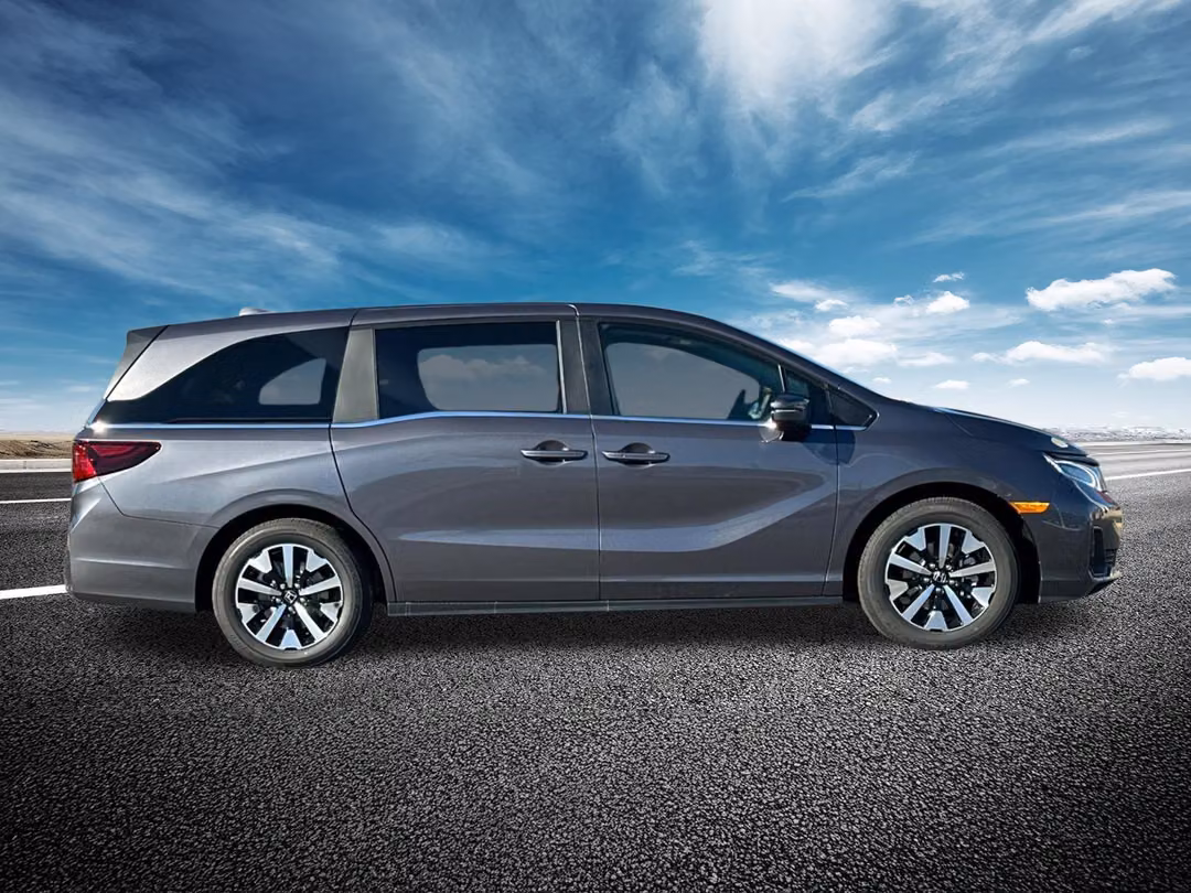2027 Honda Odyssey EXL - Image 2