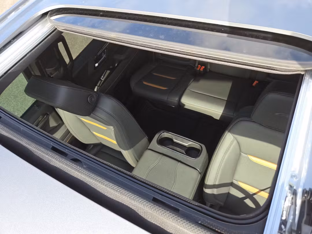 2026 GMC Sierra 1500 AT4 - Image 3
