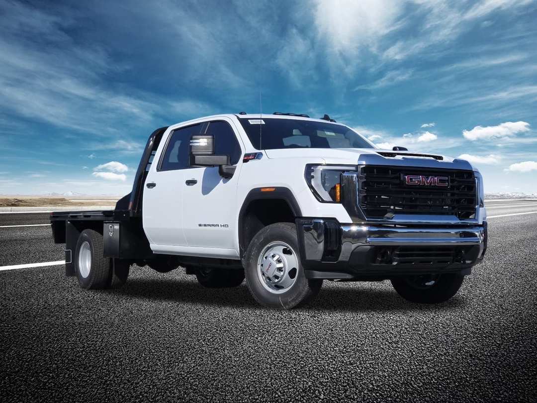2026 GMC Sierra 3500Hd Cc Crew 177 WB, 60 CA Pro - Image 2
