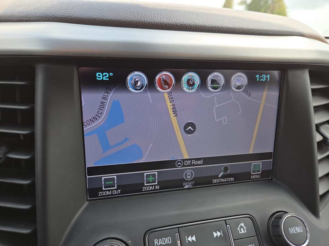 2017 GMC Acadia SLT w/SLT1 - Image 3