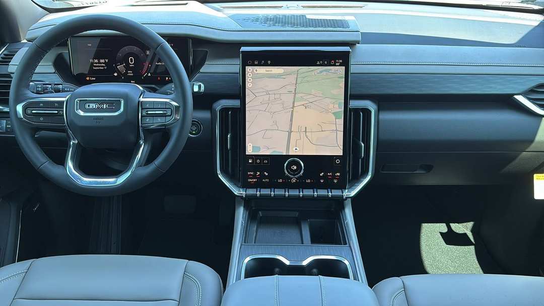 2026 GMC Acadia Elevation - Image 2