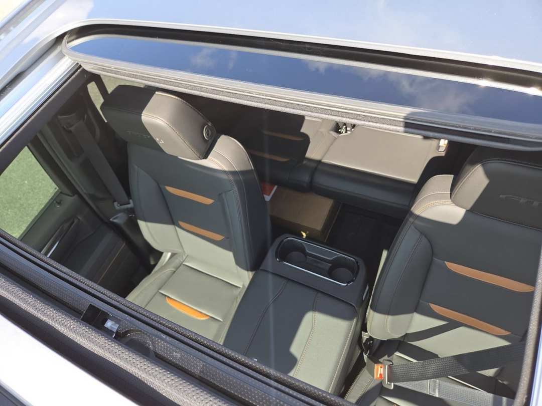 2026 GMC Sierra 2500Hd Crew 159 AT4 - Image 3