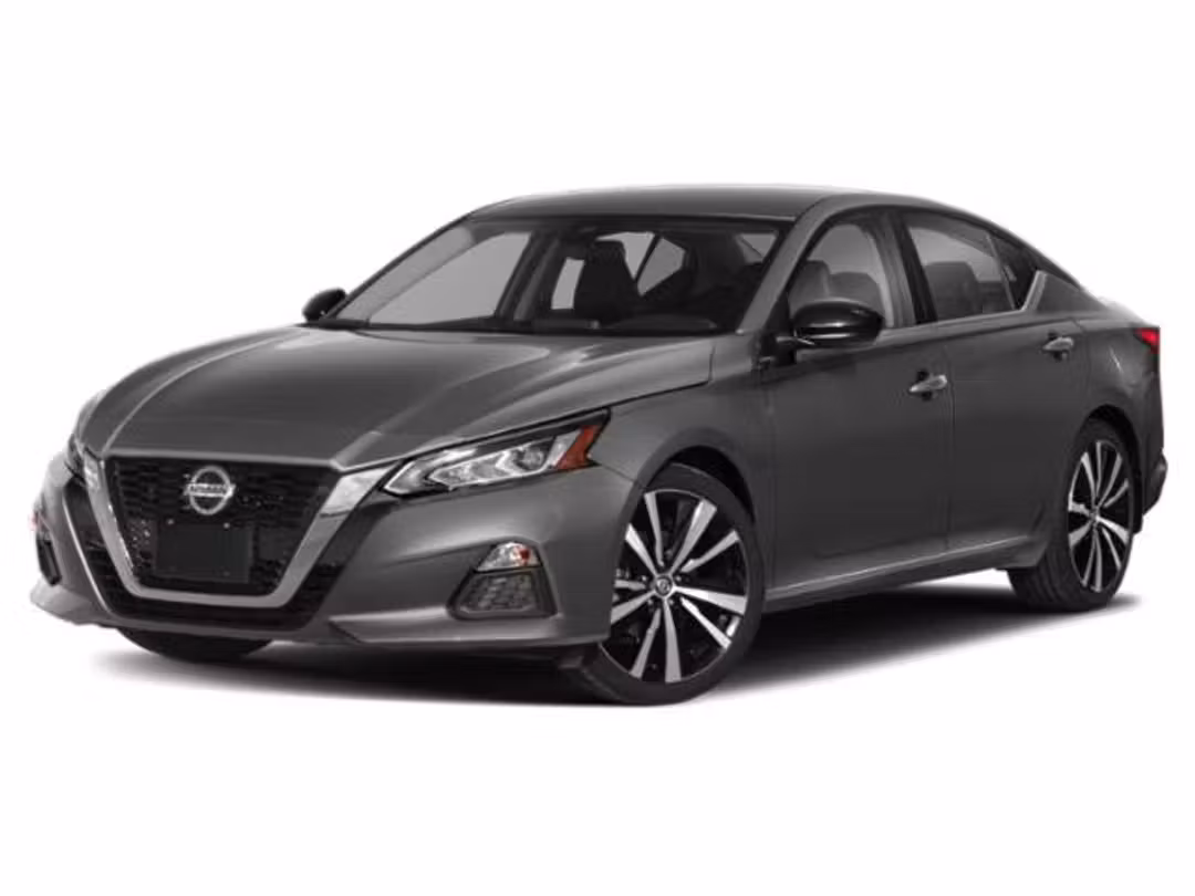 2022 Nissan Altima 2.5 SR - Image 2