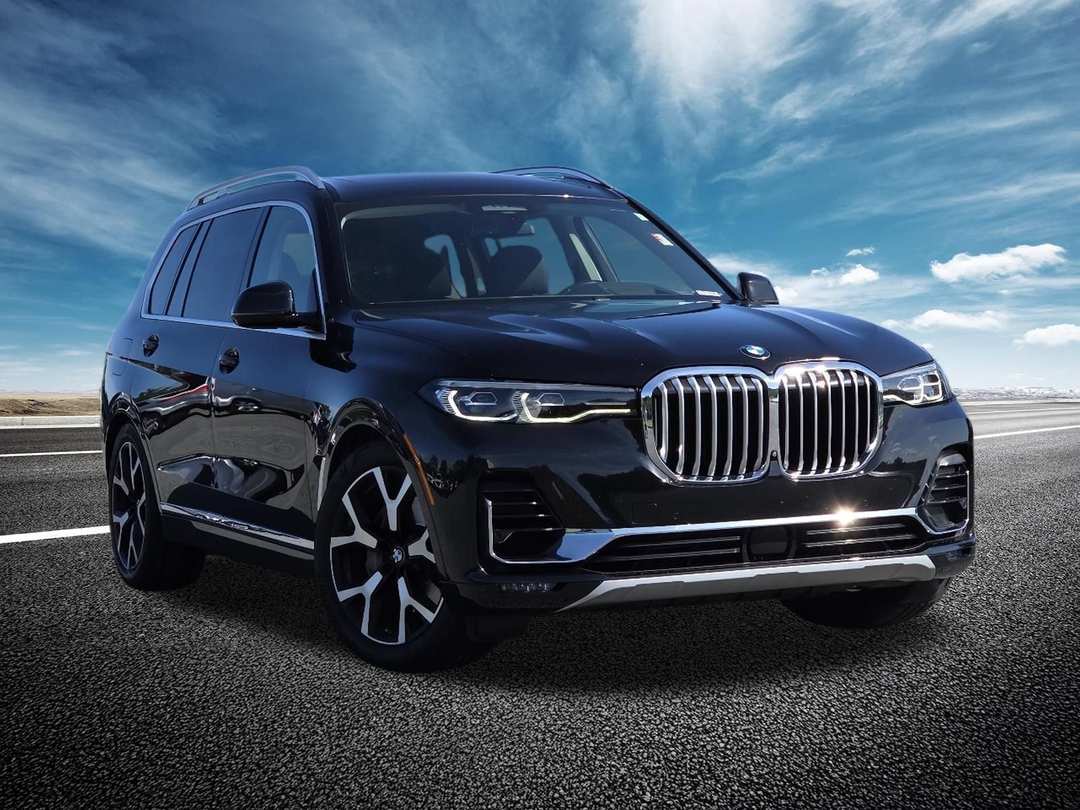 2021 BMW X7 xDrive40i Sports Activity Vehicle - Image 2
