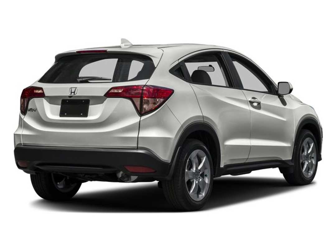 2016 Honda HR-V LX - Image 2