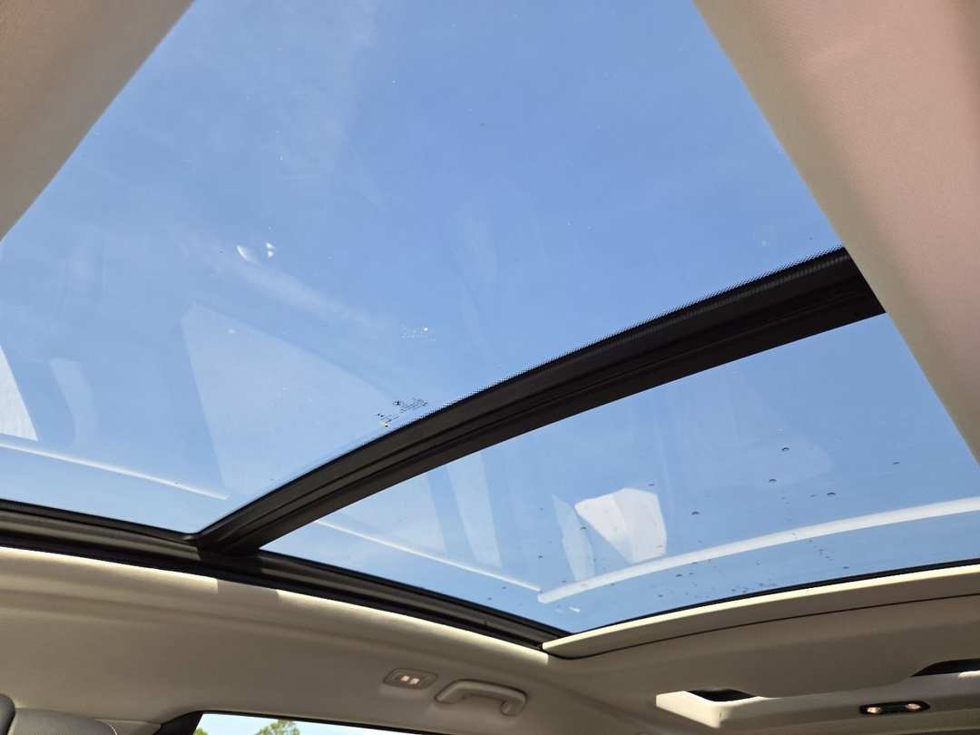 2021 BMW X7 xDrive40i Sports Activity Vehicle - Image 3