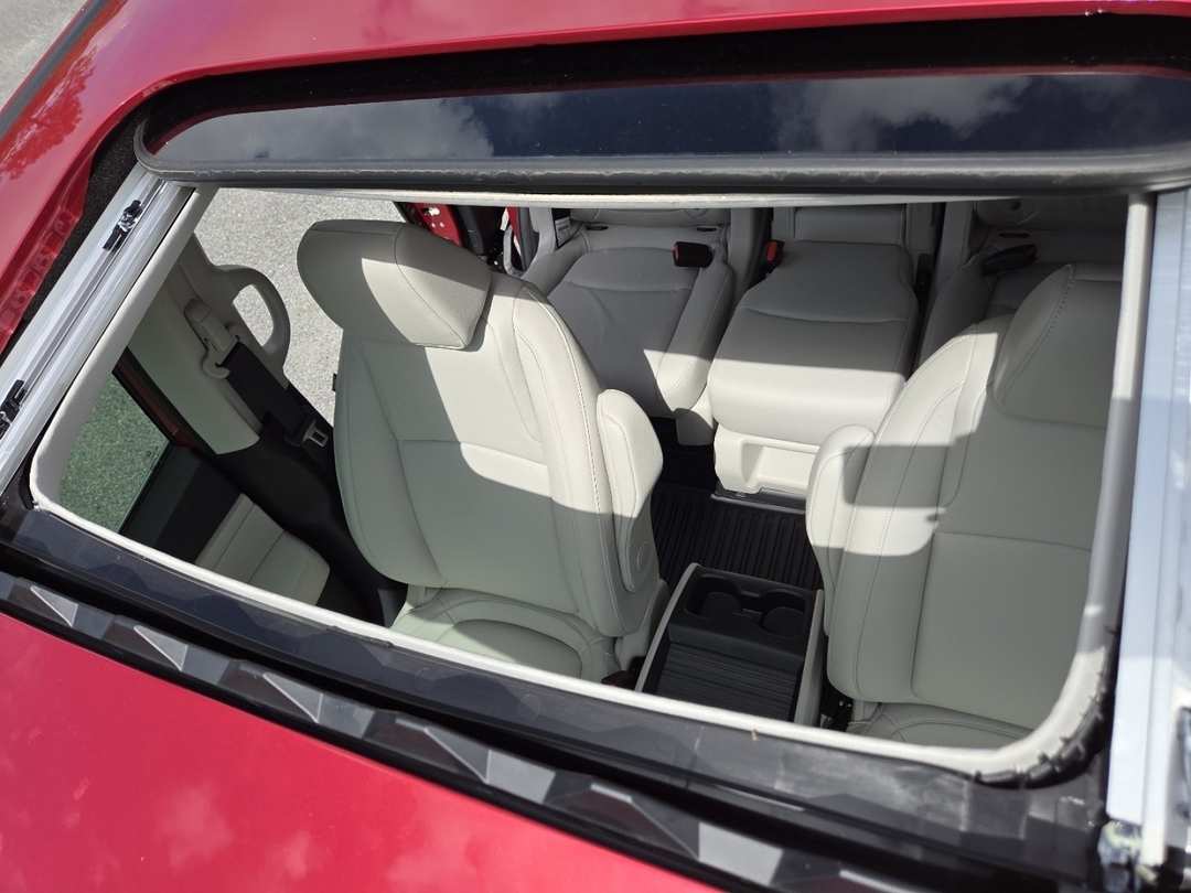2026 Honda Odyssey EXL - Image 3